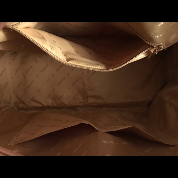 Arcadia Pink Genuine Patent Leather Duffle Bag - Picture 6 of 8